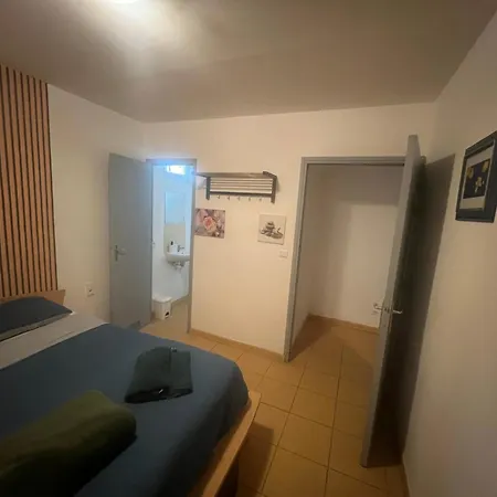 Hotel Le Manteau Bleu *
