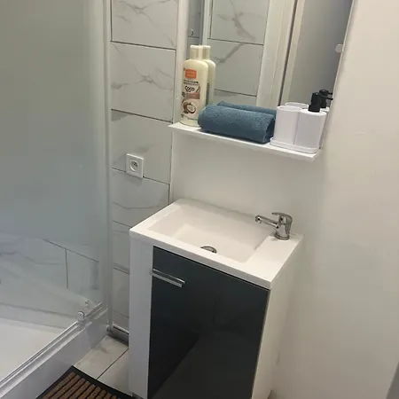 Hotel Le Manteau Bleu *