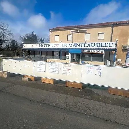 Le Manteau Bleu